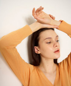 GRACE CONTINENTAL ラインVネックニットカーディガン