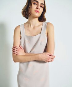 GRACE CONTINENTAL リップモチーフドレス