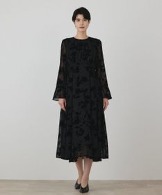 GRACE CONTINENTAL フラワーオパールワンピース