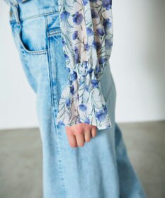 GRACE CONTINENTAL スモールフラワーケープトップ