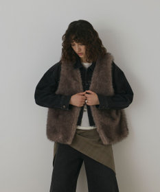 GRACE CONTINENTAL フェイクフォックスファ－ベスト