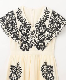 GRACE CONTINENTAL バイカラー刺繍コットンワンピース