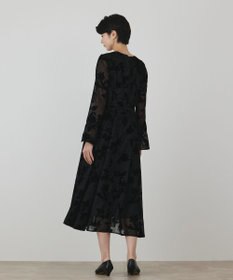GRACE CONTINENTAL フラワーオパールワンピース