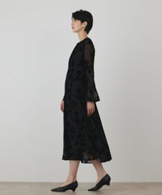 GRACE CONTINENTAL フラワーオパールワンピース