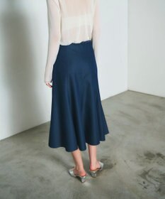 GRACE CONTINENTAL サテンマーメイドスカート