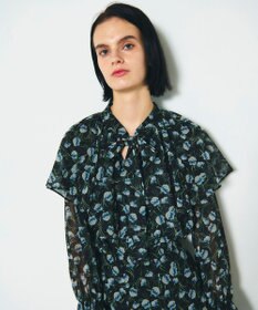 GRACE CONTINENTAL スモールフラワーケープトップ