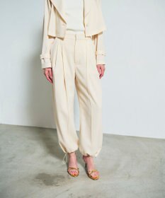 GRACE CONTINENTAL ストレッチスラブタックパンツ キナリ