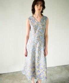 GRACE CONTINENTAL サラサオーナメントドレス