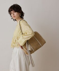 GRACE CONTINENTAL ORSETTOスクエアーバッグ
