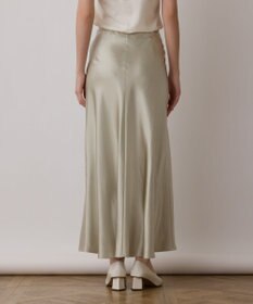 GRACE CONTINENTAL サテンストレッチイージースカート