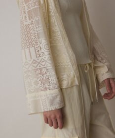 GRACE CONTINENTAL キカレースフード付トップ