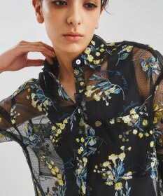 グレースコンチネンタル 花柄シースルーシャツ カジュアル 刺繍シャツ ホワイト グレースコンチネンタル 花柄シースルーシャツ カジュアル 刺繍