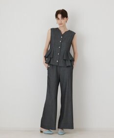 GRACE CONTINENTAL シャンブレーフリルベスト