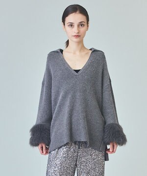  フェザースリーブニットトップ