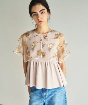  刺繍ケープニットトップ