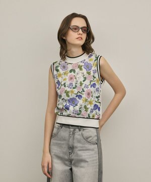  フラワープリントニットトップ