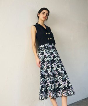  フラワー刺繍プリントスカート