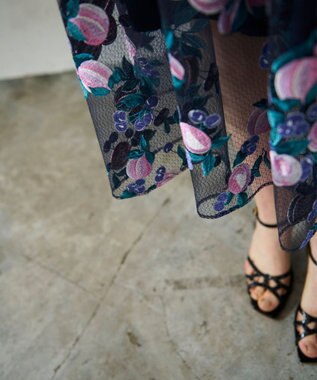 GRACE CONTINENTAL サマーフルーツ刺繍ワンピース ネイビー