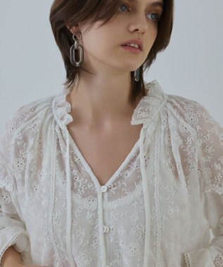 GRACE CONTINENTAL ヨウリュウembカフタンブラウス ホワイト