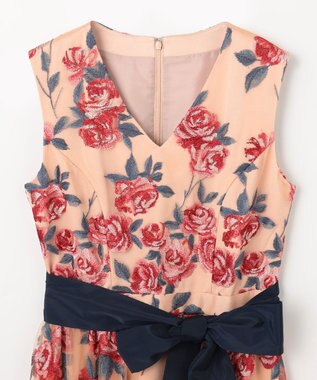 GRACE CONTINENTAL ローズ刺繍フレアドレス ベージュ