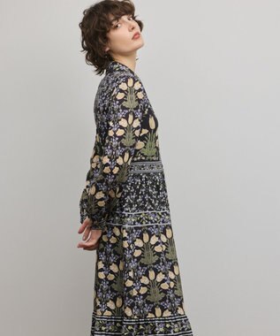 GRACE CONTINENTAL フラワーパターンプリントワンピース ブラック