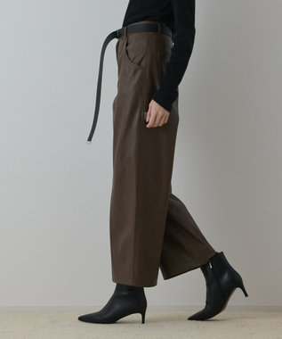 GRACE CONTINENTAL カーブフェイクレザーパンツ ブラウン