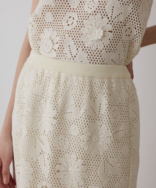 GRACE CONTINENTAL クロシュ刺繍スカート ホワイト