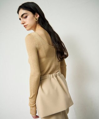 GRACE CONTINENTAL ラメシアーリブニットトップ ベージュ