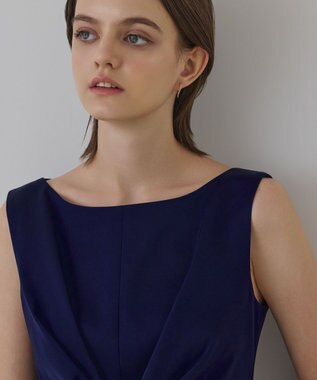 GRACE CONTINENTAL サテンクロスドレープワンピース ネイビー