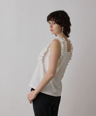 GRACE CONTINENTAL フリルカットトップ ホワイト