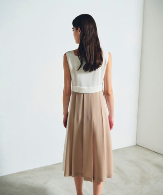 GRACE CONTINENTAL ラインバイカラードレス ベージュ