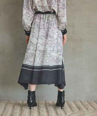 GRACE CONTINENTAL パリスカーフプリントスカート ブラック