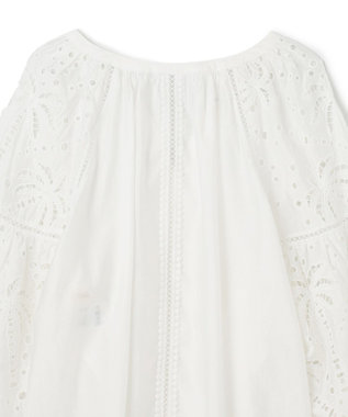 GRACE CONTINENTAL ヤシ柄カットワークトップ ホワイト