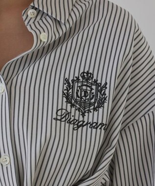 GRACE CONTINENTAL エンブレム刺繍シャツ ブラック