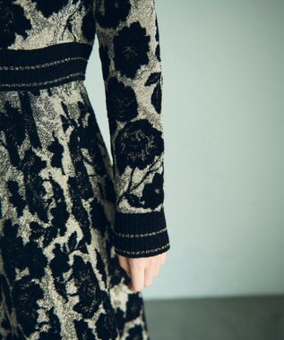 GRACE CONTINENTAL フローラルラメニットトップ ブラック