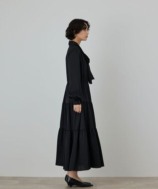 GRACE CONTINENTAL ボウタイティアードワンピース ブラック