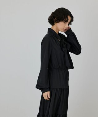GRACE CONTINENTAL ボウタイティアードワンピース ブラック