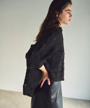 GRACE CONTINENTAL バックタックレースシャツ ブラック