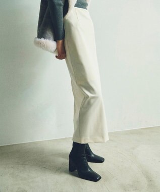 GRACE CONTINENTAL ペンシルスリットスカート ホワイト