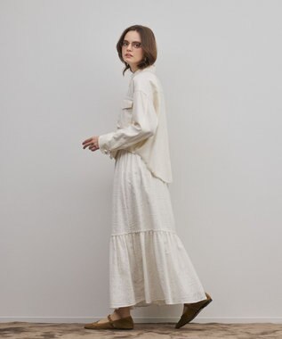 GRACE CONTINENTAL パール釦ピグメントシャツ キナリ