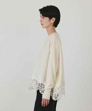 GRACE CONTINENTAL ヘムレースニットトップ ホワイト