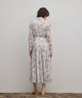 GRACE CONTINENTAL 【オンラインストア・梅田阪急店限定】フラワープリントプリーツワンピース グレー