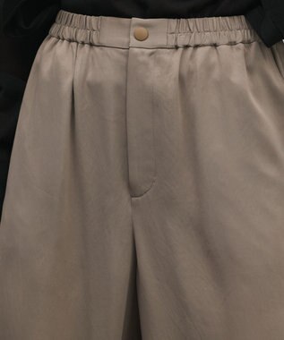 GRACE CONTINENTAL マットサテンバレルパンツ カーキ