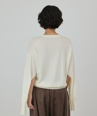 GRACE CONTINENTAL ウールスリットニットトップ ホワイト