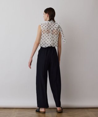 GRACE CONTINENTAL ドットオパールボウタイノースリーブ ホワイト