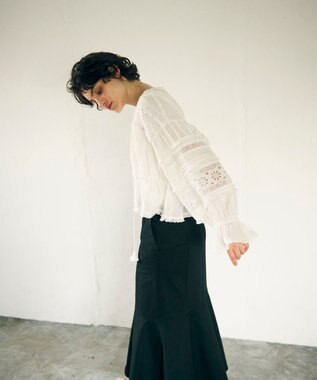 GRACE CONTINENTAL レースパッチブラウス キナリ