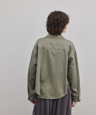 GRACE CONTINENTAL パール釦ピグメントシャツ カーキ