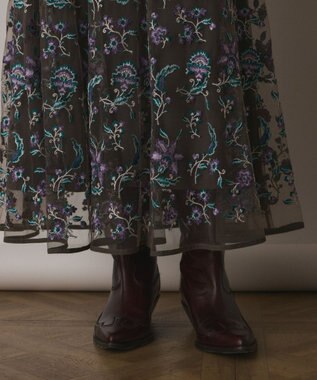 新品未使用　グレースコンチネンタル　スター刺繍チュールスカート36 サラサ刺繍チュールスカート / GRACE CONTINENTAL | GRACE