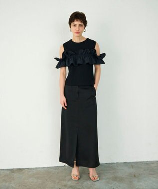 GRACE CONTINENTAL フリルリブカットトップ ブラック