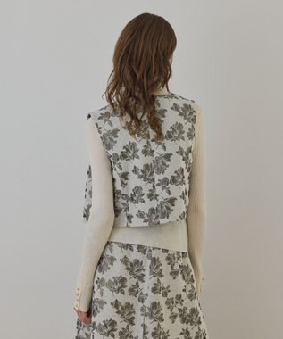 GRACE CONTINENTAL ラメフラワージャガードベスト キナリ